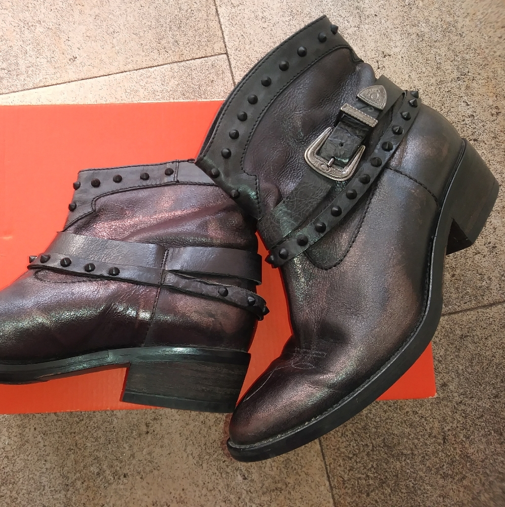 Jeannot leather studded ankle boots 38